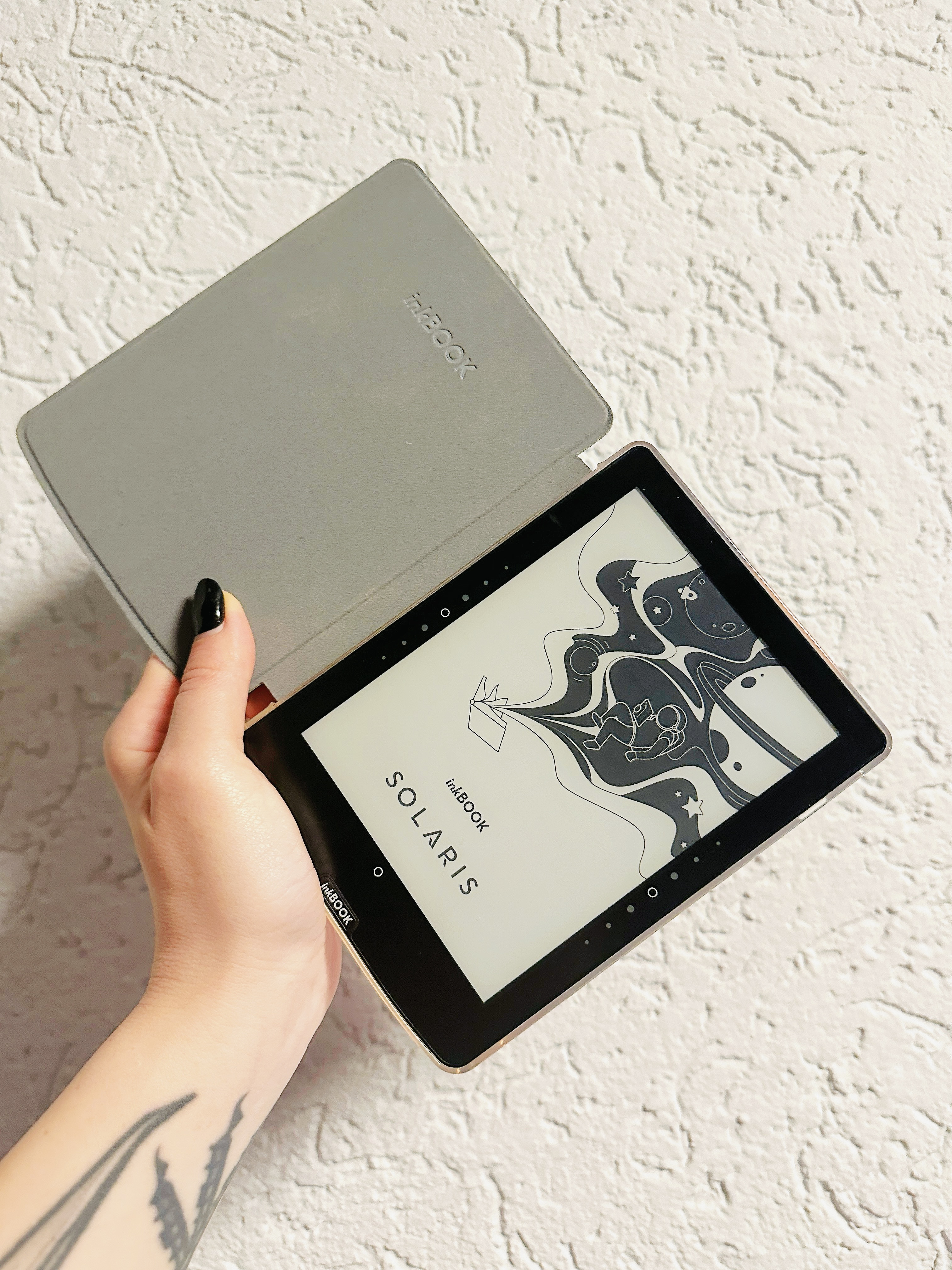 Czytnik, który czyta moje potrzeby – czyli o tym, jak zostałam #teaminkBOOK