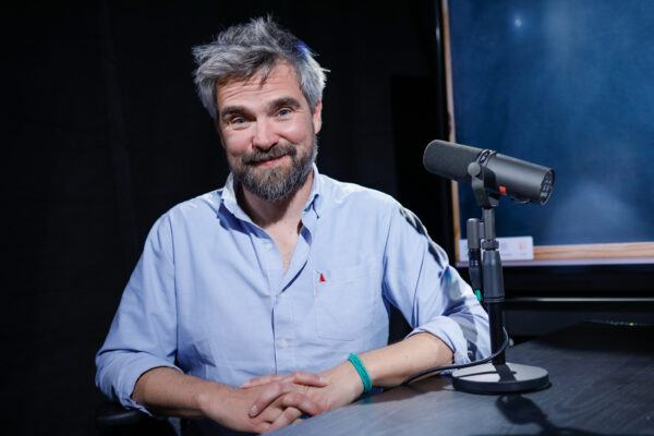 Warszawa, 21.05.2025, Studio S11 O-1, Audycja Matura po godzinach, n.z. Zygmunt Miloszewski, fot. Piotr Podlewski / Polskie Radio
